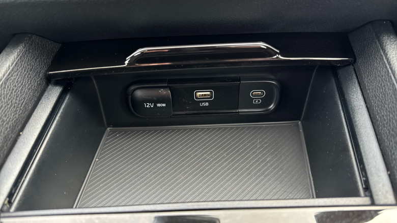 Kia Sportage 1.6T GDi 207 HEV 3 5dr Auto Hybrid Estate